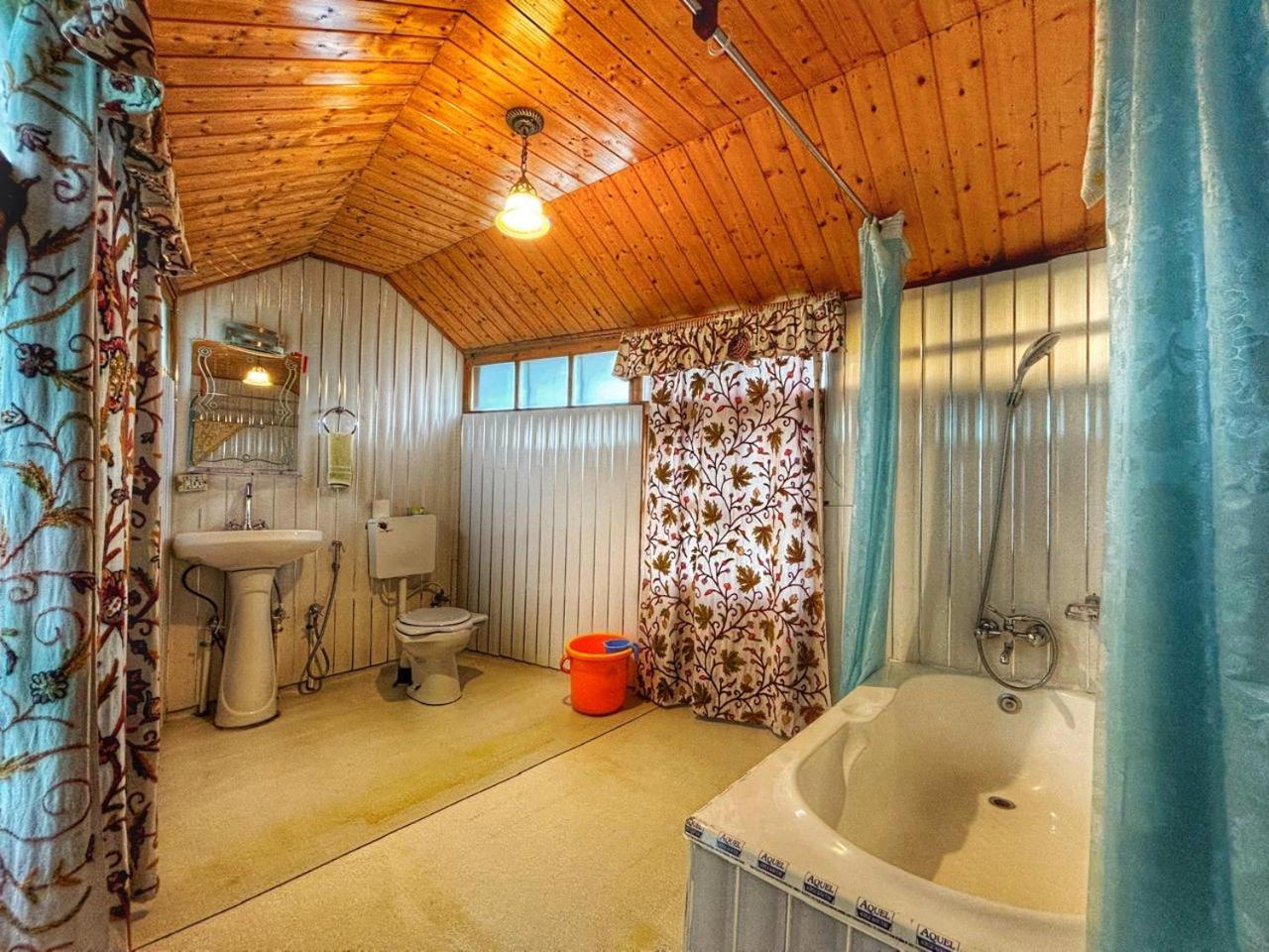 White House Group Of Houseboats Hotel Srinagar  Luaran gambar
