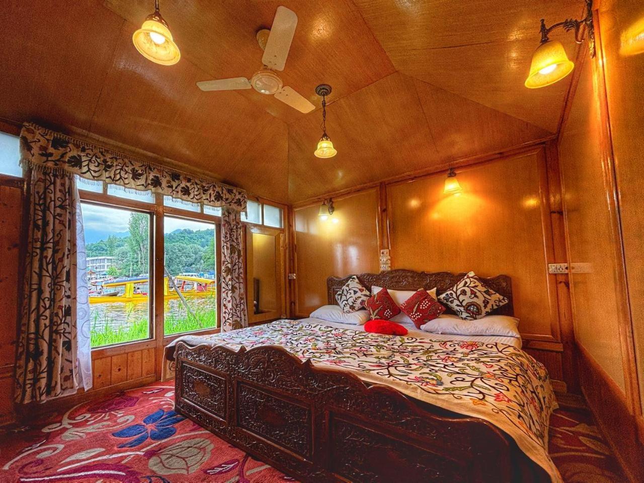 White House Group Of Houseboats Hotel Srinagar  Luaran gambar