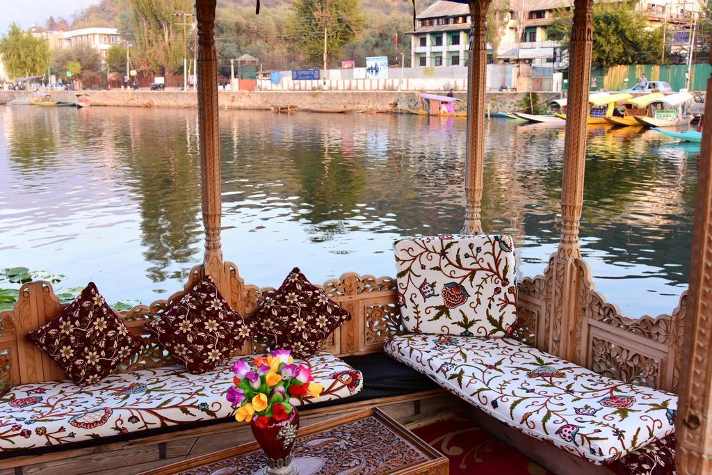 White House Group Of Houseboats Hotel Srinagar  Luaran gambar