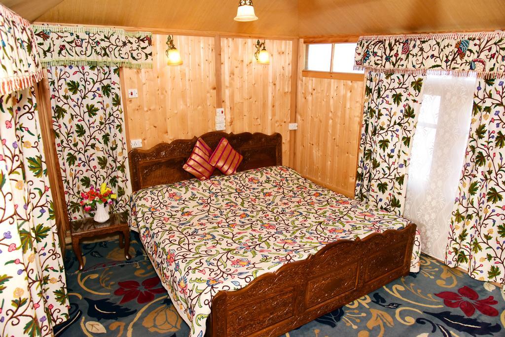 White House Group Of Houseboats Hotel Srinagar  Luaran gambar