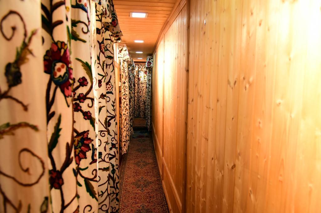 White House Group Of Houseboats Hotel Srinagar  Luaran gambar